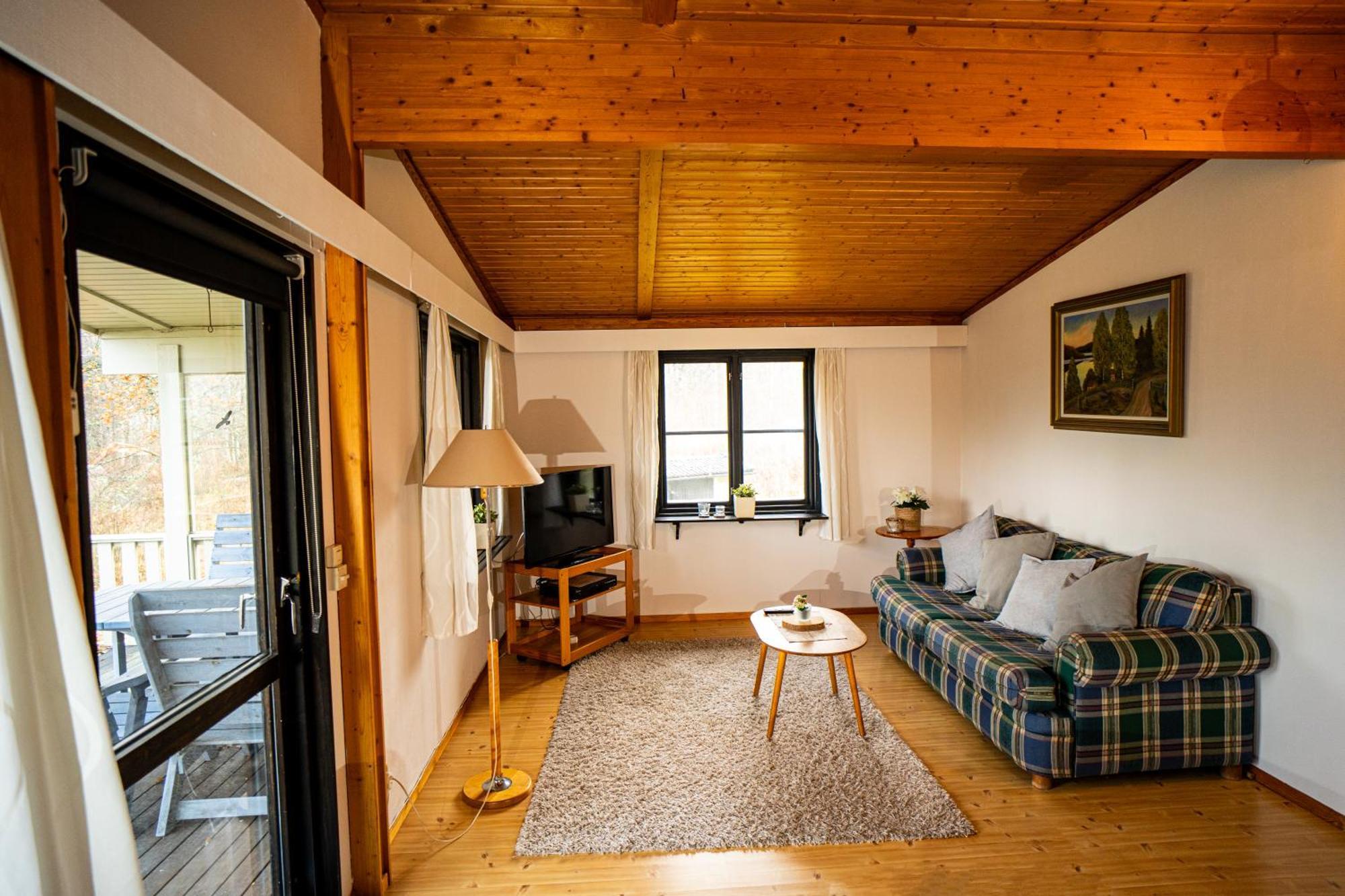 Ferienhaus Smultronsstaelle Hjo, Vaettern Zewnętrze zdjęcie